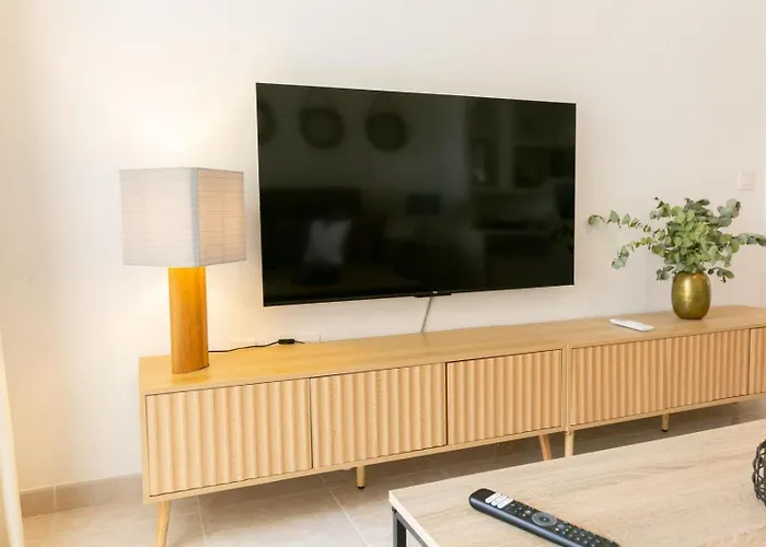 Apartment Serenity By The Sea In La Carihuela Torremolinos