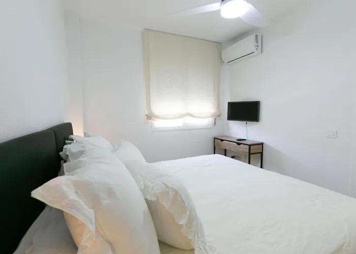 Serenity By The Sea In La Carihuela Apartment *