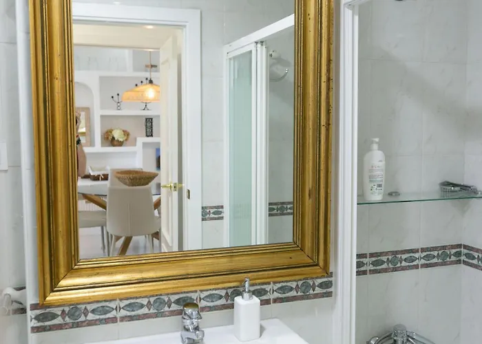 Serenity By The Sea In La Carihuela Appartement Torremolinos