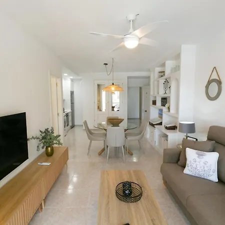 Apartment Serenity By The Sea In La Carihuela Torremolinos