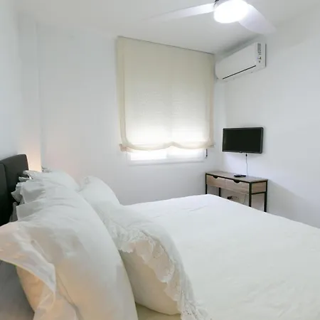 Serenity By The Sea In La Carihuela Apartment *