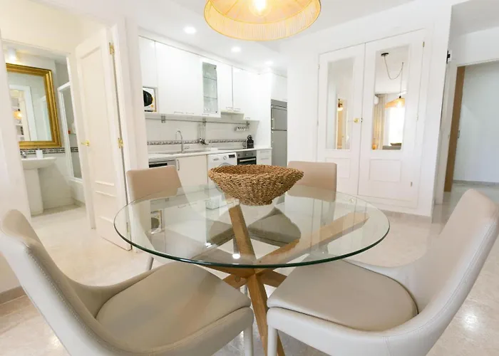 Serenity By The Sea In La Carihuela Apartament Torremolinos